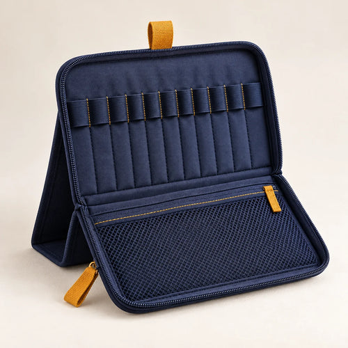 Stand-Up Crochet Hook Case — product view