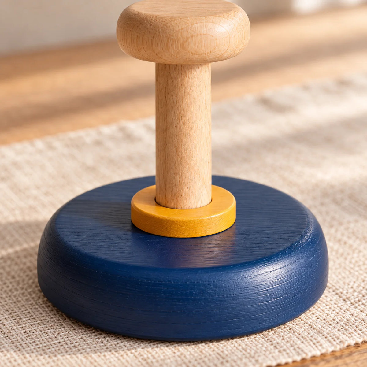 Tabletop Skein Holder — detail